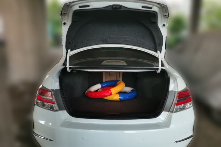 Used Honda Accord 2013 2.0L SE Trunk