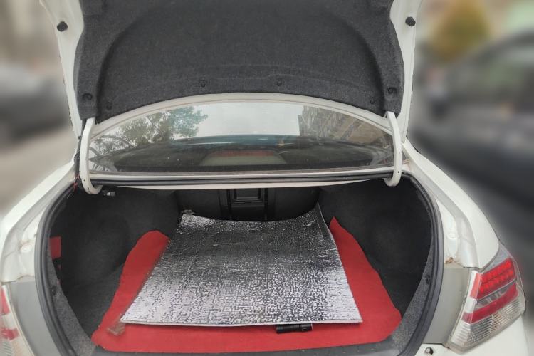 Used Honda Accord 2013 2.0L SE Trunk
