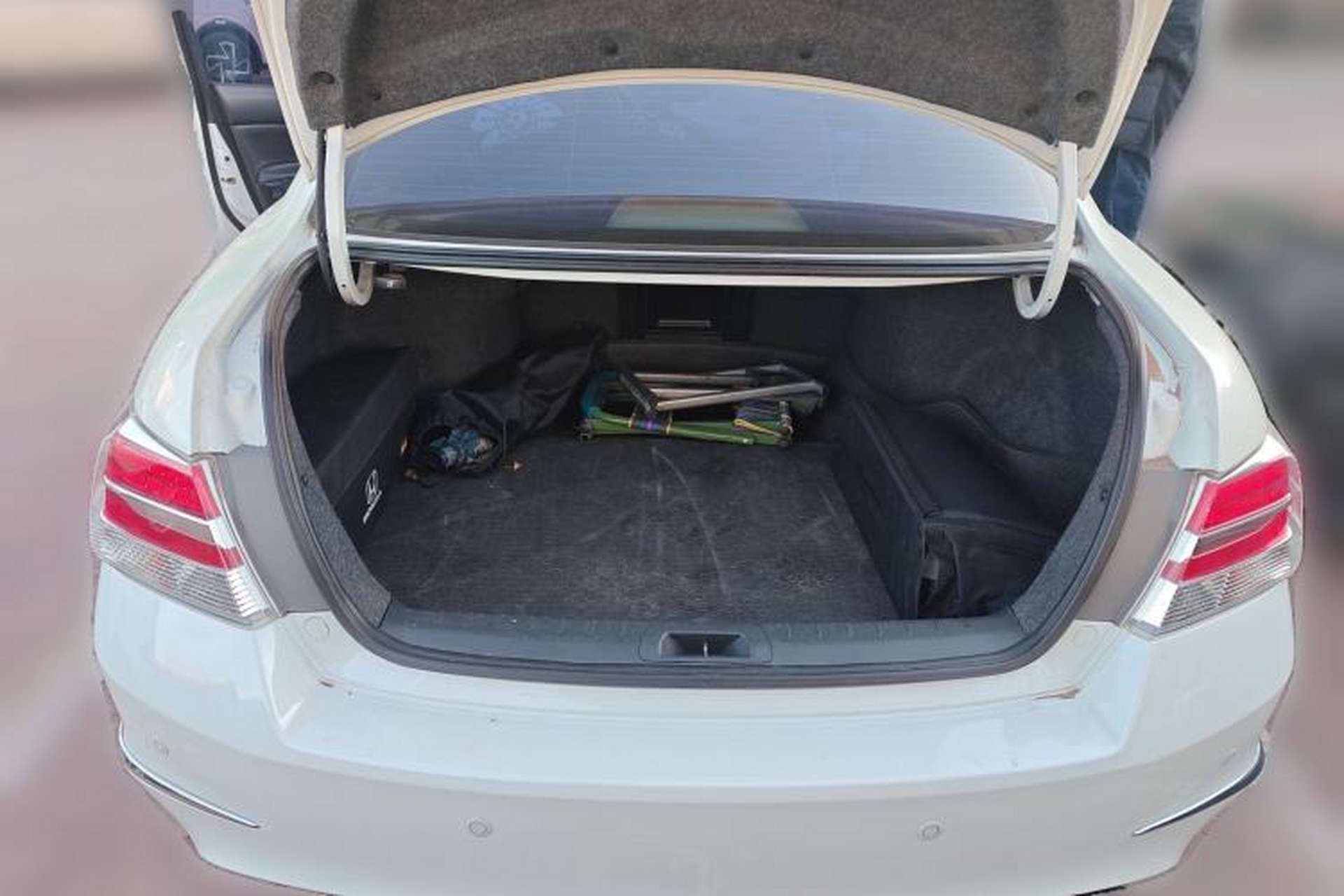 Used Honda Accord 2013 2.0L SE Trunk