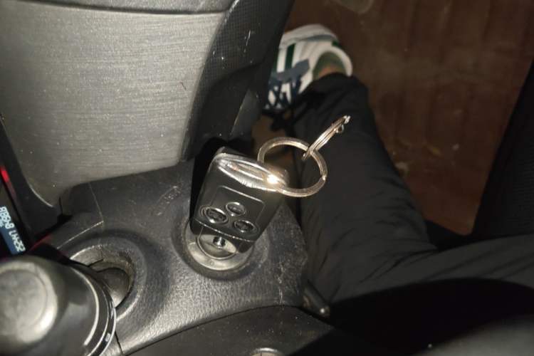 Used Honda Accord 2013 2.0L SE Vehicle Key