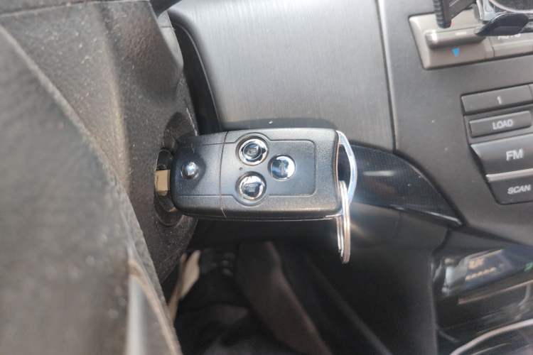 Used Honda Accord 2013 2.0L SE Vehicle Key