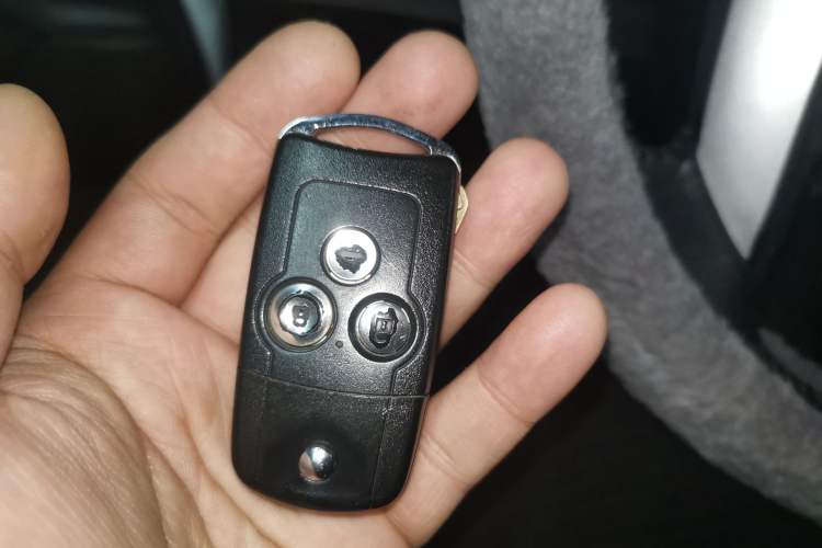 Used Honda Accord 2013 2.0L SE Vehicle Key