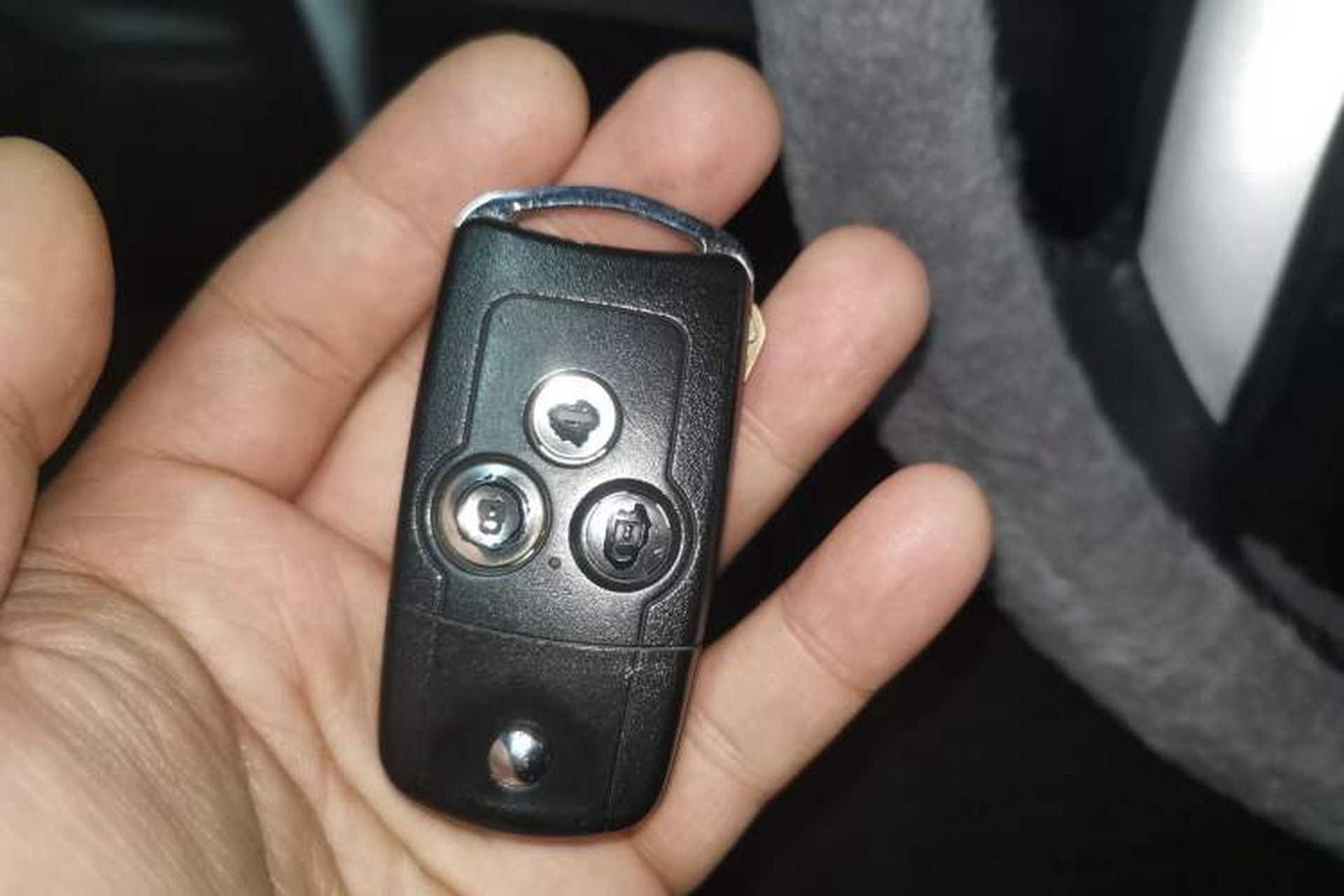 Used Honda Accord 2013 2.0L SE Vehicle Key