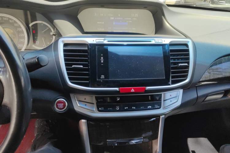 Used Honda Accord 2014 2.4L EX Luxury Edition Audio And AC Panel