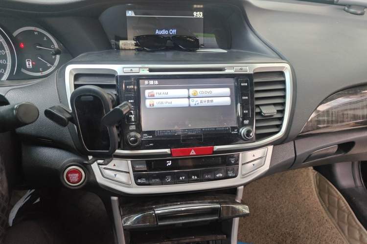 Used Honda Accord 2014 2.4L EX Luxury Edition Audio And AC Panel
