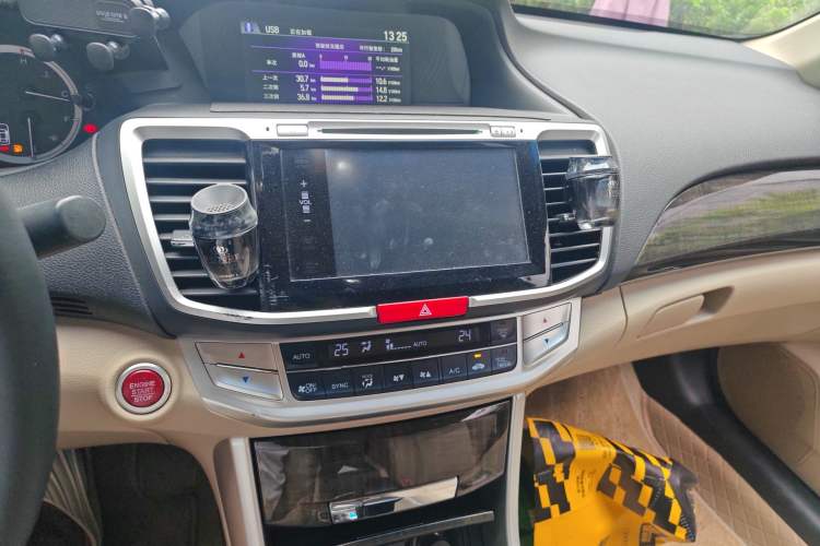 Used Honda Accord 2014 2.4L EX Luxury Edition Audio And AC Panel