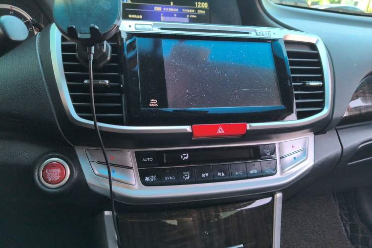 Used Honda Accord 2014 2.4L EX Luxury Edition Audio And AC Panel