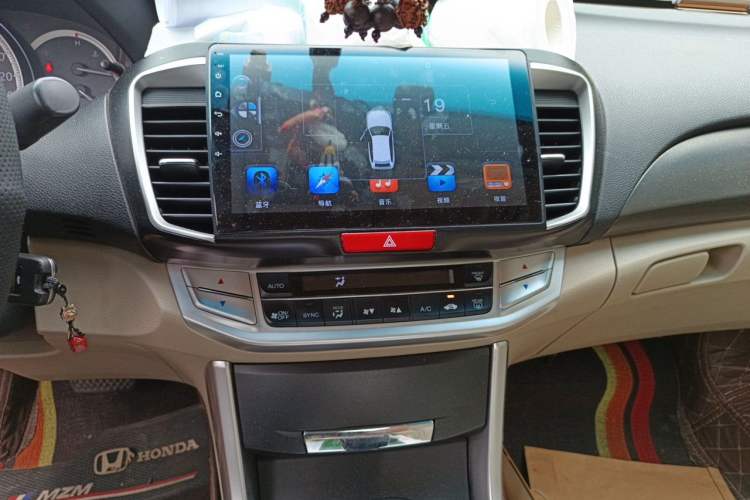 Used Honda Accord 2014 2.0L EX Luxury Edition Audio And AC Panel