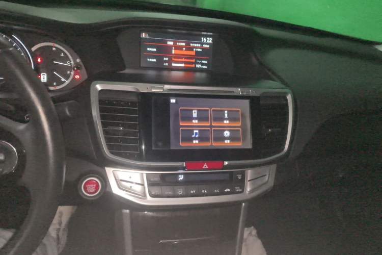 Used Honda Accord 2014 2.4L EX Luxury Edition Audio And AC Panel