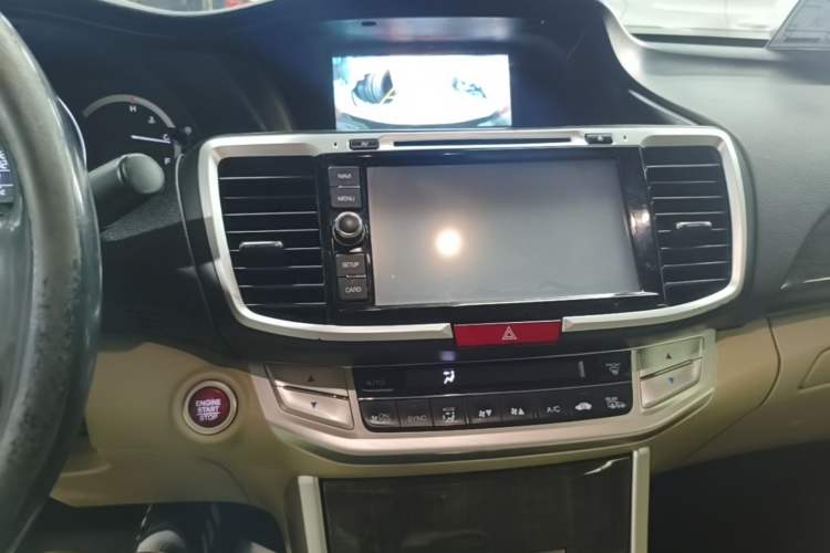 Used Honda Accord 2014 2.4L EX Luxury Edition Audio And AC Panel