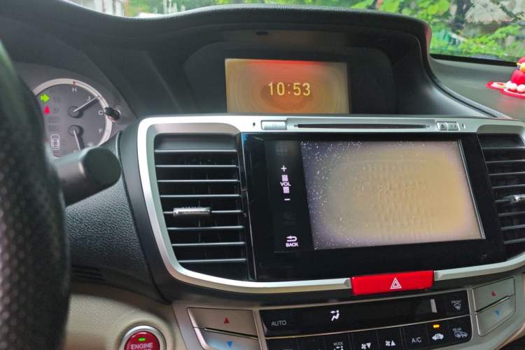 Used Honda Accord 2014 2.4L EX Luxury Edition Audio And AC Panel