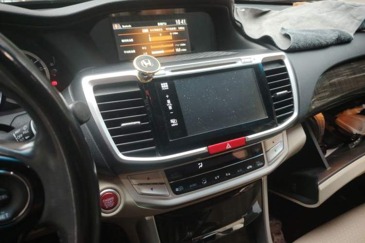 Used Honda Accord 2014 2.4L EX Luxury Edition Audio And AC Panel