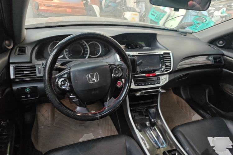 Used Honda Accord 2014 2.4L EX Luxury Edition Center Console
