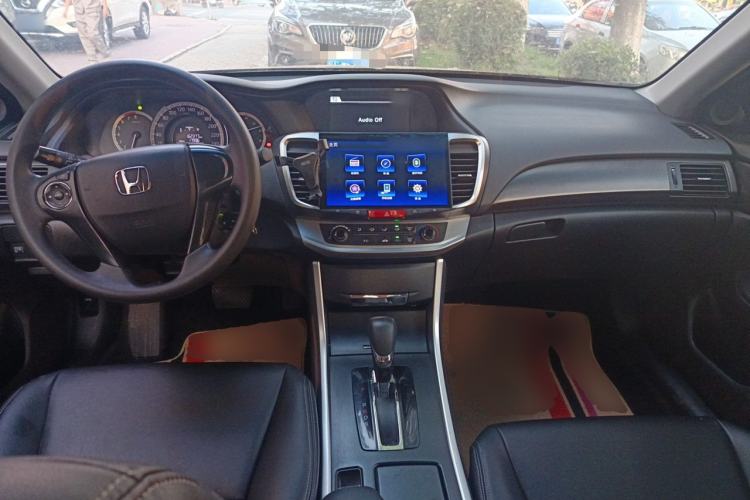 Used Honda Accord 2014 2.0L LX Comfort Edition Center Console