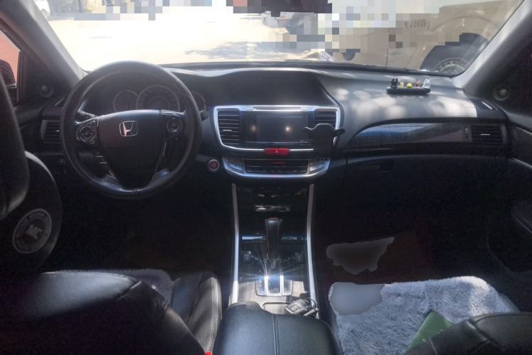 Used Honda Accord 2014 2.4L EX Luxury Edition Center Console