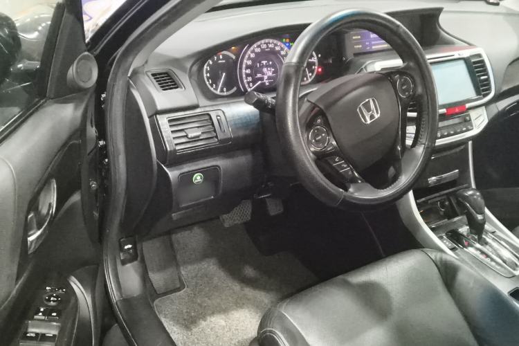 Used Honda Accord 2014 2.4L LX Comfort Edition Driver Seat