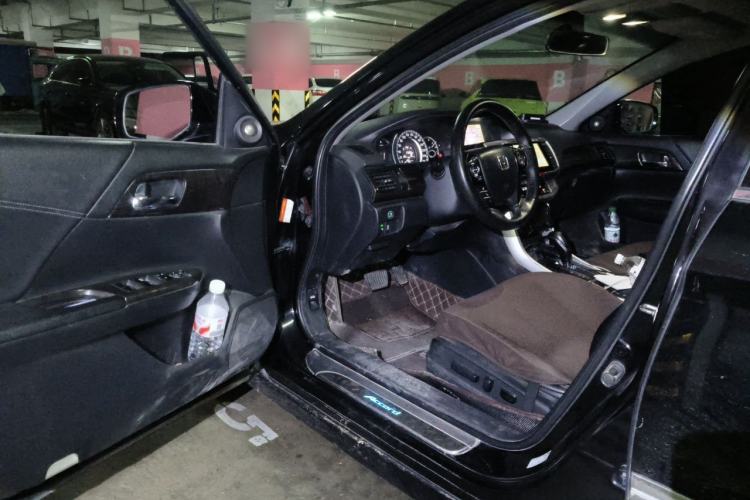 Used Honda Accord 2014 2.4L EX Luxury Edition Driver Seat