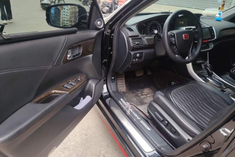 Used Honda Accord 2014 2.4L EX Luxury Edition Driver Seat