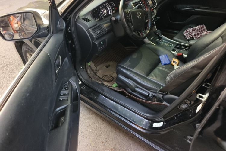 Used Honda Accord 2014 2.0L LX Comfort Edition Driver Seat