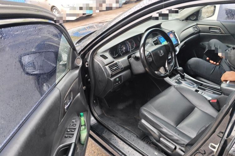 Used Honda Accord 2014 2.0L LX Comfort Edition Driver Seat