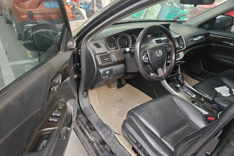 Used Honda Accord 2014 2.4L EX Luxury Edition Driver Seat