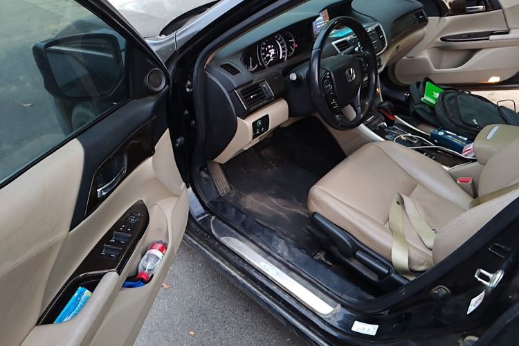 Used Honda Accord 2014 2.0L LX Comfort Edition Driver Seat
