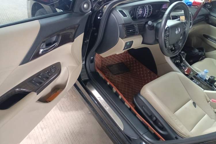 Used Honda Accord 2014 2.4L EX Luxury Edition Driver Seat