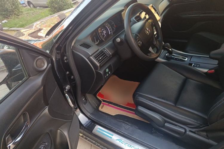 Used Honda Accord 2014 2.0L LX Comfort Edition Driver Seat