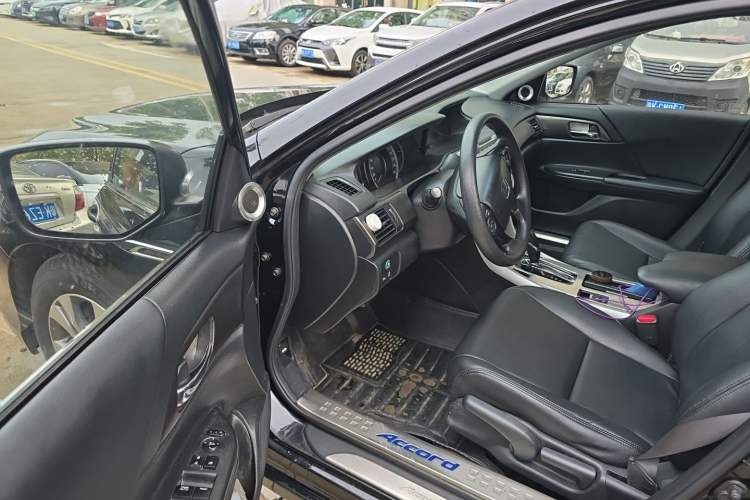 Used Honda Accord 2014 2.0L LX Comfort Edition Driver Seat