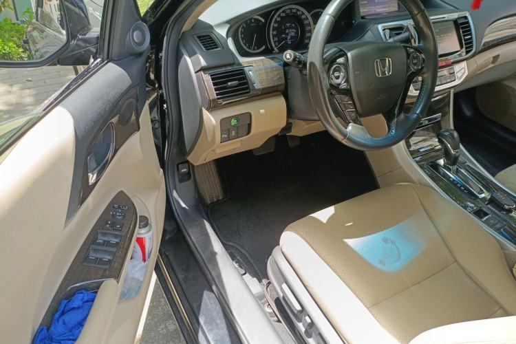 Used Honda Accord 2014 2.4L EX Luxury Edition Driver Seat