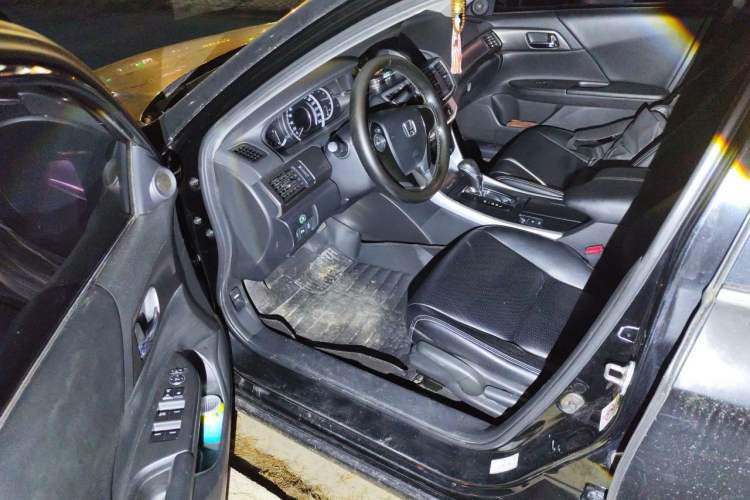 Used Honda Accord 2014 2.0L LX Comfort Edition Driver Seat