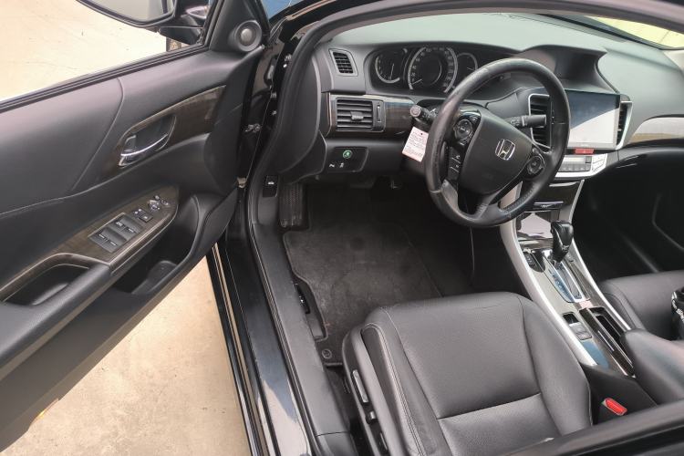 Used Honda Accord 2014 2.4L EX Luxury Edition Driver Seat