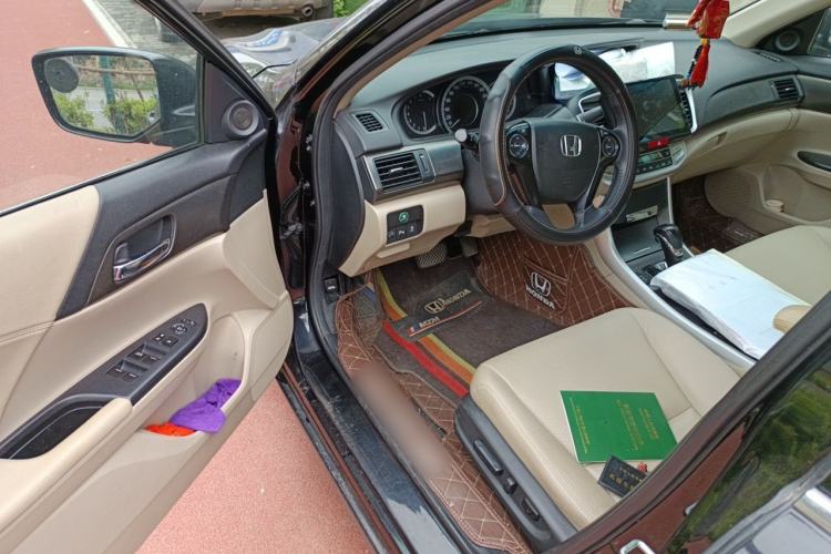 Used Honda Accord 2014 2.0L EX Luxury Edition Driver Seat