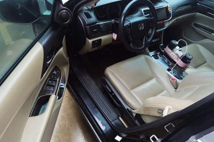 Used Honda Accord 2014 2.4L EX Luxury Edition Driver Seat