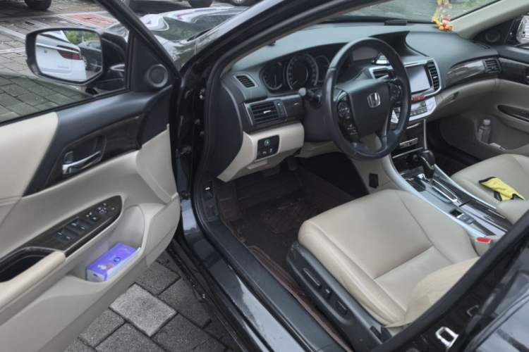 Used Honda Accord 2014 2.4L LX Comfort Edition Driver Seat