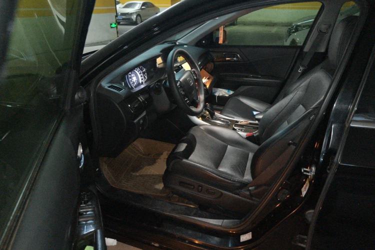 Used Honda Accord 2014 2.4L EX Luxury Edition Driver Seat