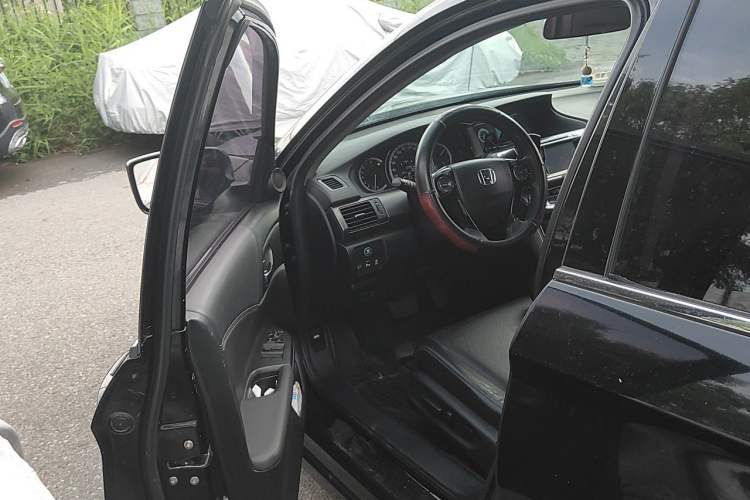 Used Honda Accord 2014 2.0L EX Luxury Edition Driver Seat