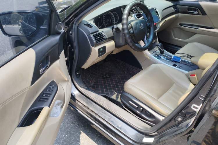 Used Honda Accord 2014 2.0L EX Luxury Edition Driver Seat