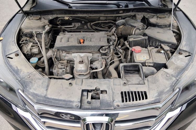 Used Honda Accord 2014 2.0L EX Luxury Edition Engine Bay