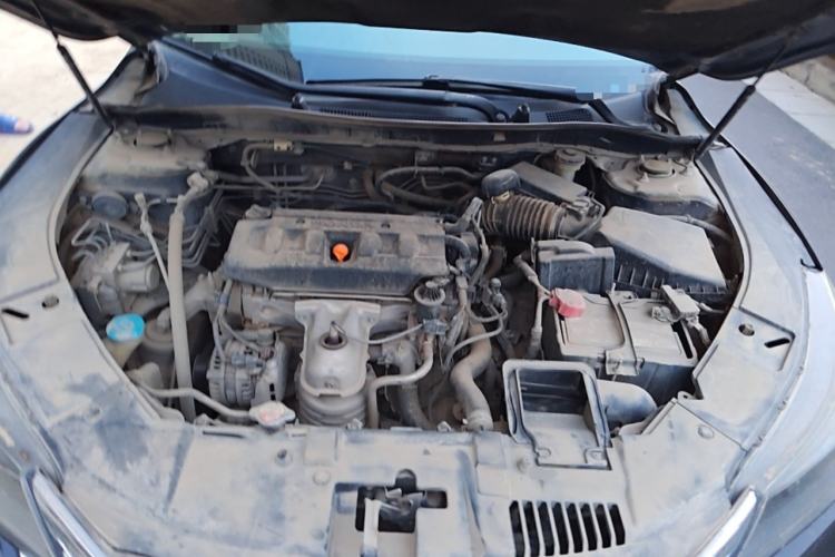 Used Honda Accord 2014 2.0L LX Comfort Edition Engine Bay