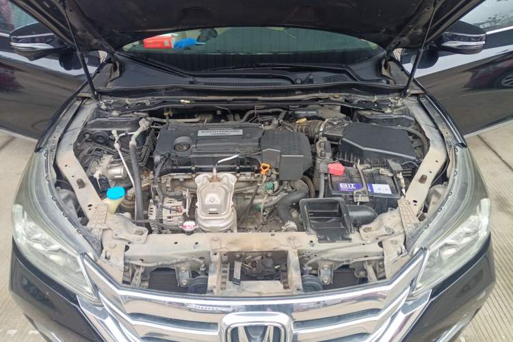 Used Honda Accord 2014 2.4L EX Luxury Edition Engine Bay