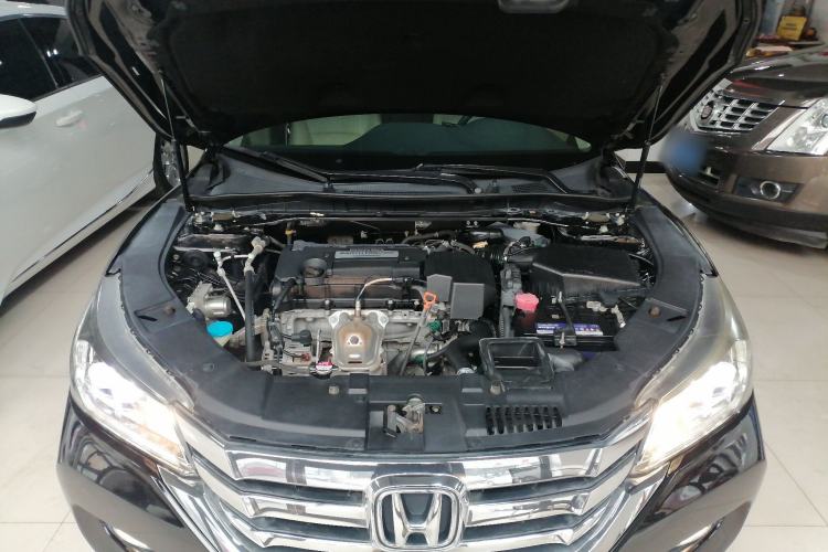 Used Honda Accord 2014 2.4L EX Luxury Edition Engine Bay