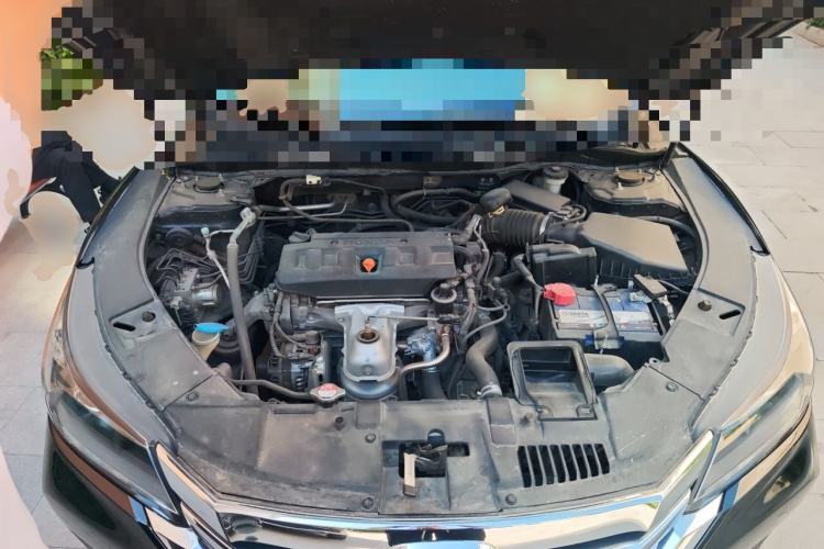 Used Honda Accord 2014 2.0L EX Luxury Edition Engine Bay