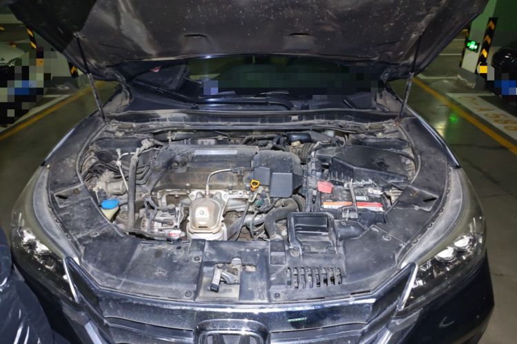 Used Honda Accord 2014 2.4L EXN Luxury Navigation Edition Engine Bay