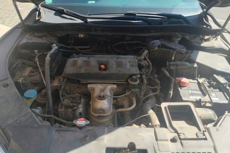 Used Honda Accord 2014 2.0L LX Comfort Edition Engine Bay