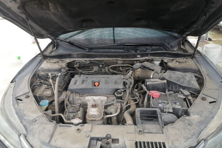 Used Honda Accord 2014 2.0L EX Luxury Edition Engine Bay