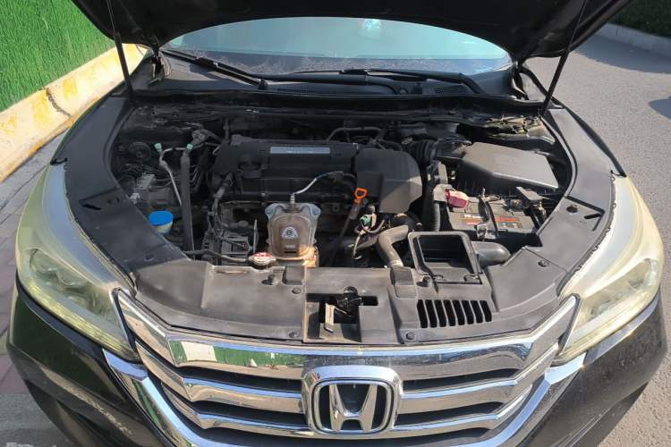 Used Honda Accord 2014 2.4L EX Luxury Edition Engine Bay