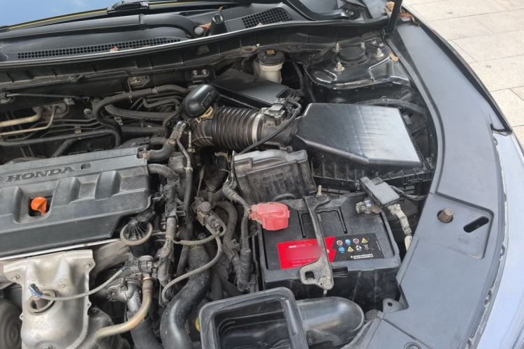 Used Honda Accord 2014 2.0L LX Comfort Edition Engine Bay Left