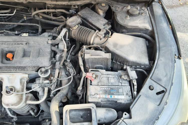 Used Honda Accord 2014 2.0L EXN Luxury Navigation Edition Engine Bay Left