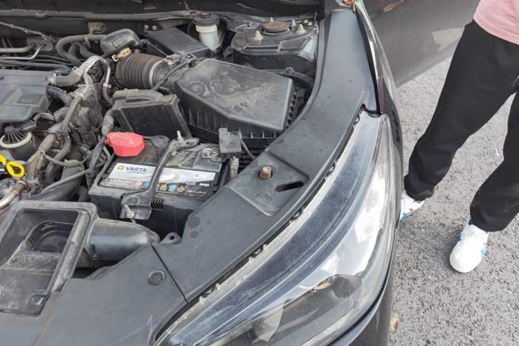 Used Honda Accord 2014 2.0L LX Comfort Edition Engine Bay Left